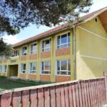 Grădinița și școala primară &ndash; Zăbala