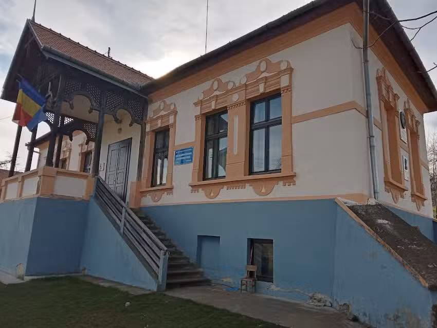 Lengyelfalvi iskola I-IV. o &eacute;s &oacute;voda