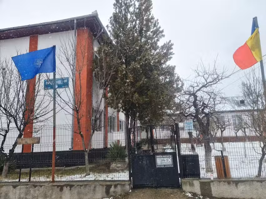 ŞCOALA CLASELE I-VIII DUMITRU I. IONESCU