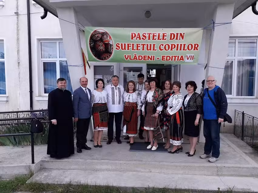 ŞCOALA CLASELE I-VIII VLĂDENI