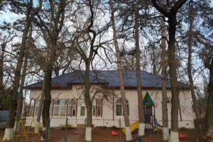 Școala cu clasele I-IV Bălteni