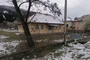 Școala cu clasele I-IV Ciobănuș