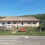 Școala cu clasele I-IV din Floriile