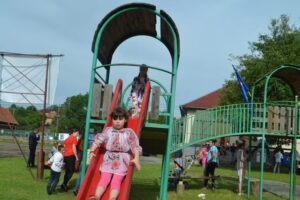 ŞCOALA CU CLASELE I-VIII CĂLĂŢELE