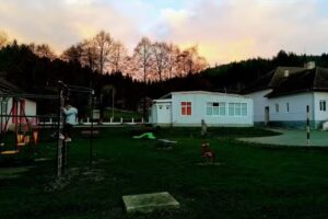 Școala cu Clasele I-VIII Cloșca