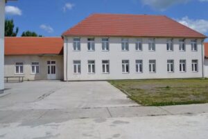 Scoala cu clasele I-VIII Gherța Mică