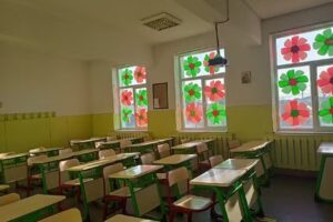 ŞCOALA CU CLASELE I-VIII NR. 1