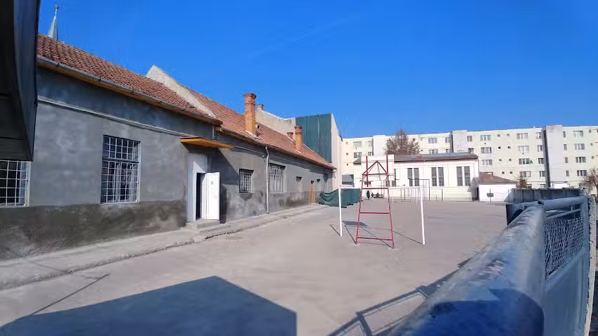 Școala cu clasele I-VIII nr. 2