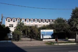 ŞCOALA CU CLASELE I-VIII NR. 4 ELENA DONICI CANTACUZINO