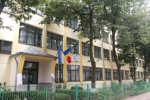 Şcoala cu clasele I-VIII numărul 13