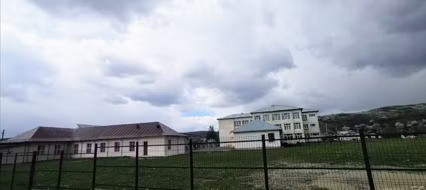 Şcoala cu clasele I-VIII Ocniţa