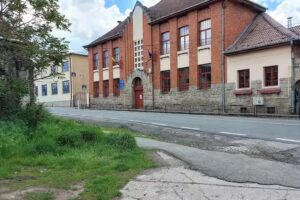 Şcoala cu clasele I-VIII Tăşnad