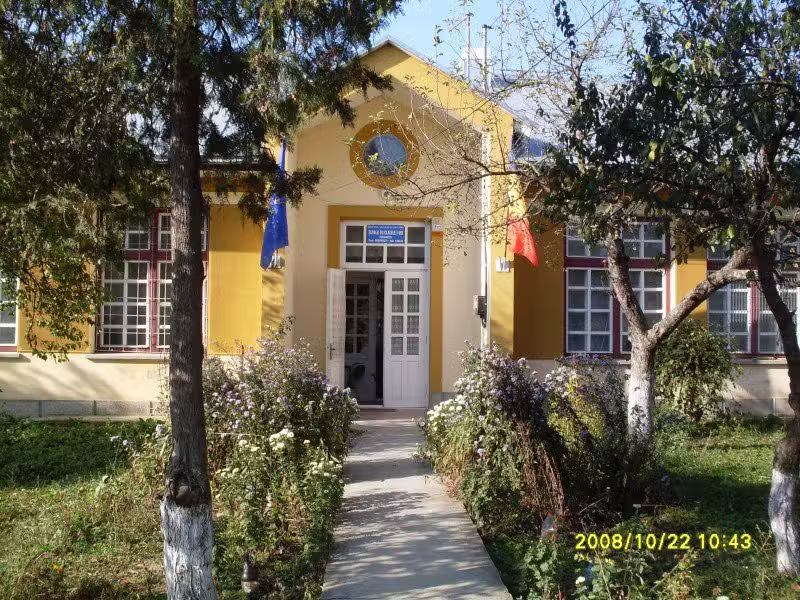 Școala Generală cu clasele I-VIII