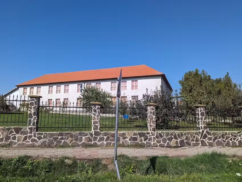 Școala Generală I-VIII Valea Largă