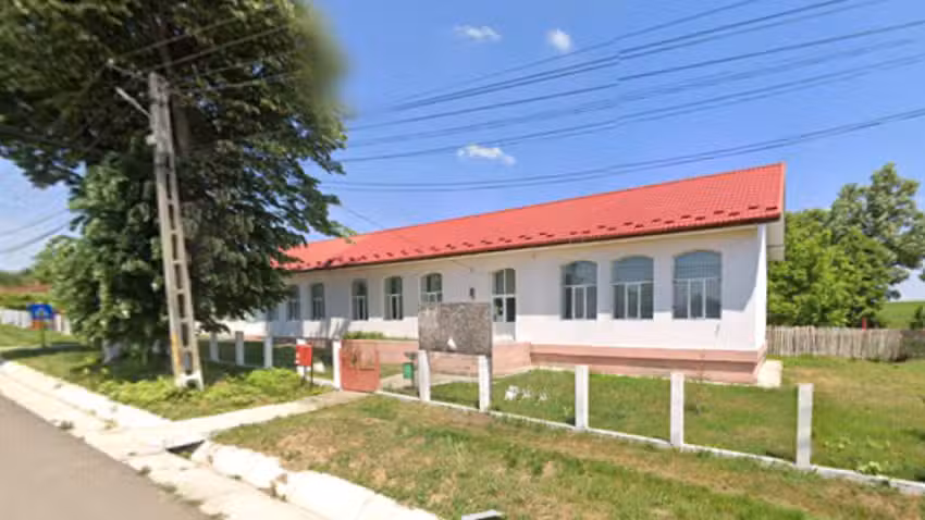 Şcoala Gimnazială Miclăuşeni