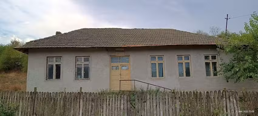 Școala primară din Goruni