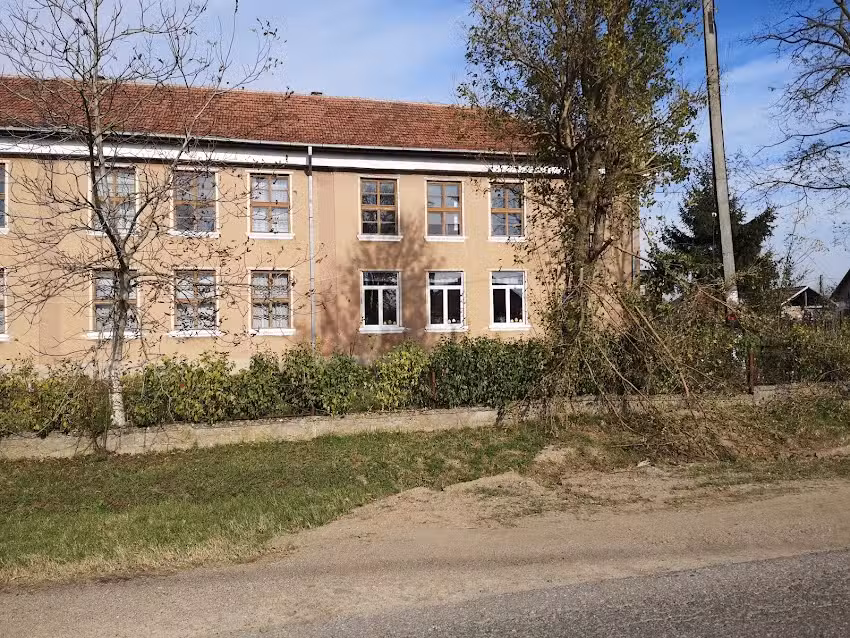 Școala Primară Lipău