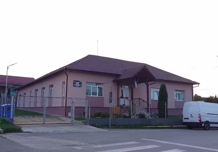 Scoala Primara &bdquo;Nicolae F. Negrutiu&rdquo; Sucutard