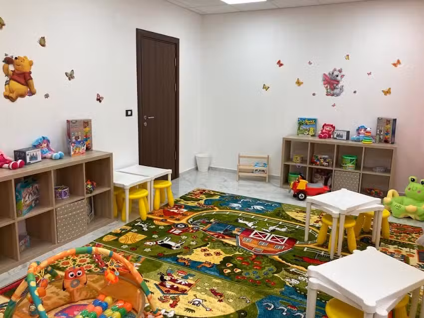 Școala primară și gimnazială Micul Lord Bragadiru